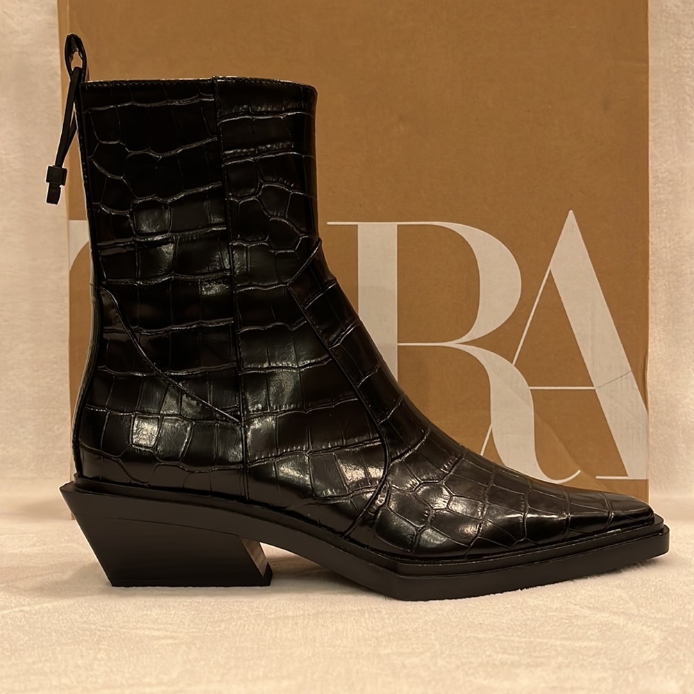 Zara Black Animal Print Embossed Ankle Cowboy Boots 7.5 (38) NEW